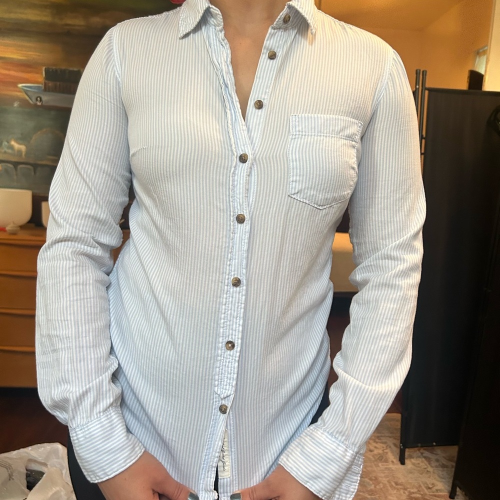 H&M Light Blue and Pink Striped Shirt - Picture 4 of 5
